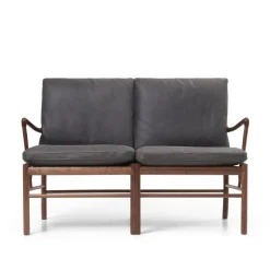 OW149-2 Colonial sofa valnød olie, Terra-læder af Ole Wanscher