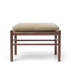 OW149F Fodskammel til Colonial lænestol, valnød olie, Terra-læder af Ole Wanscher