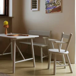 P11 børnebænk af Børge Mogensen