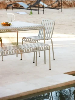 Palissade Bench, iron red fra Hay