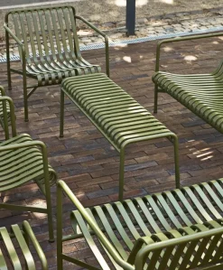 Palissade Bench, sky grey fra Hay