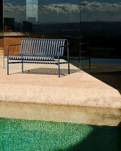 Palissade Dining Bench, sky grey fra Hay