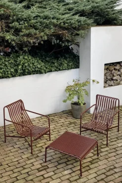 Palissade Low Table, iron red fra Hay