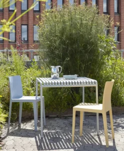 Palissade Table 90x82, olive fra Hay