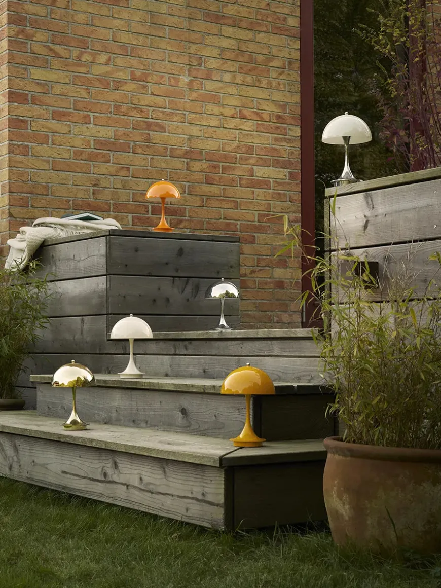 Panthella 160 Portable V3, opaque orange af Verner Panton