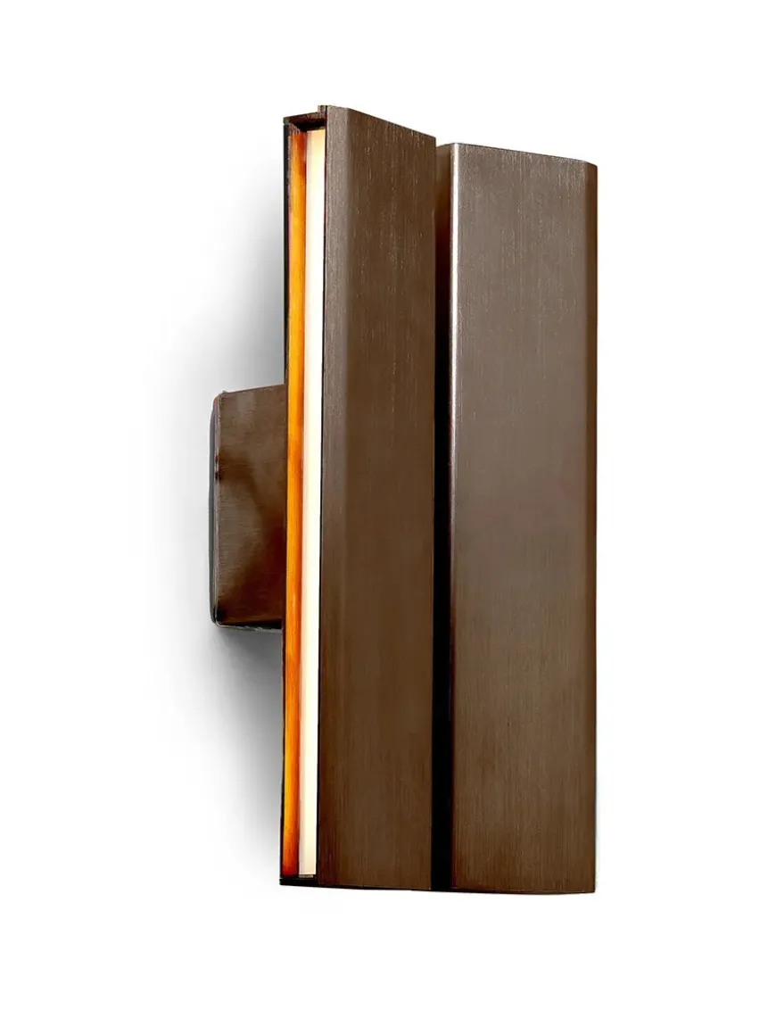 Papilio Double Væglampe, brushed brass fra Anour