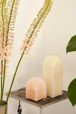 Parade table lamp 240 fra Hay