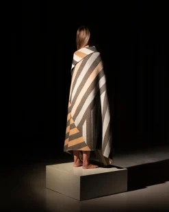 Patch Plaid, saffron/blue/white fra raawii