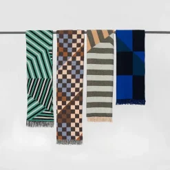 Patch Plaid, white/deer/onyx fra raawii