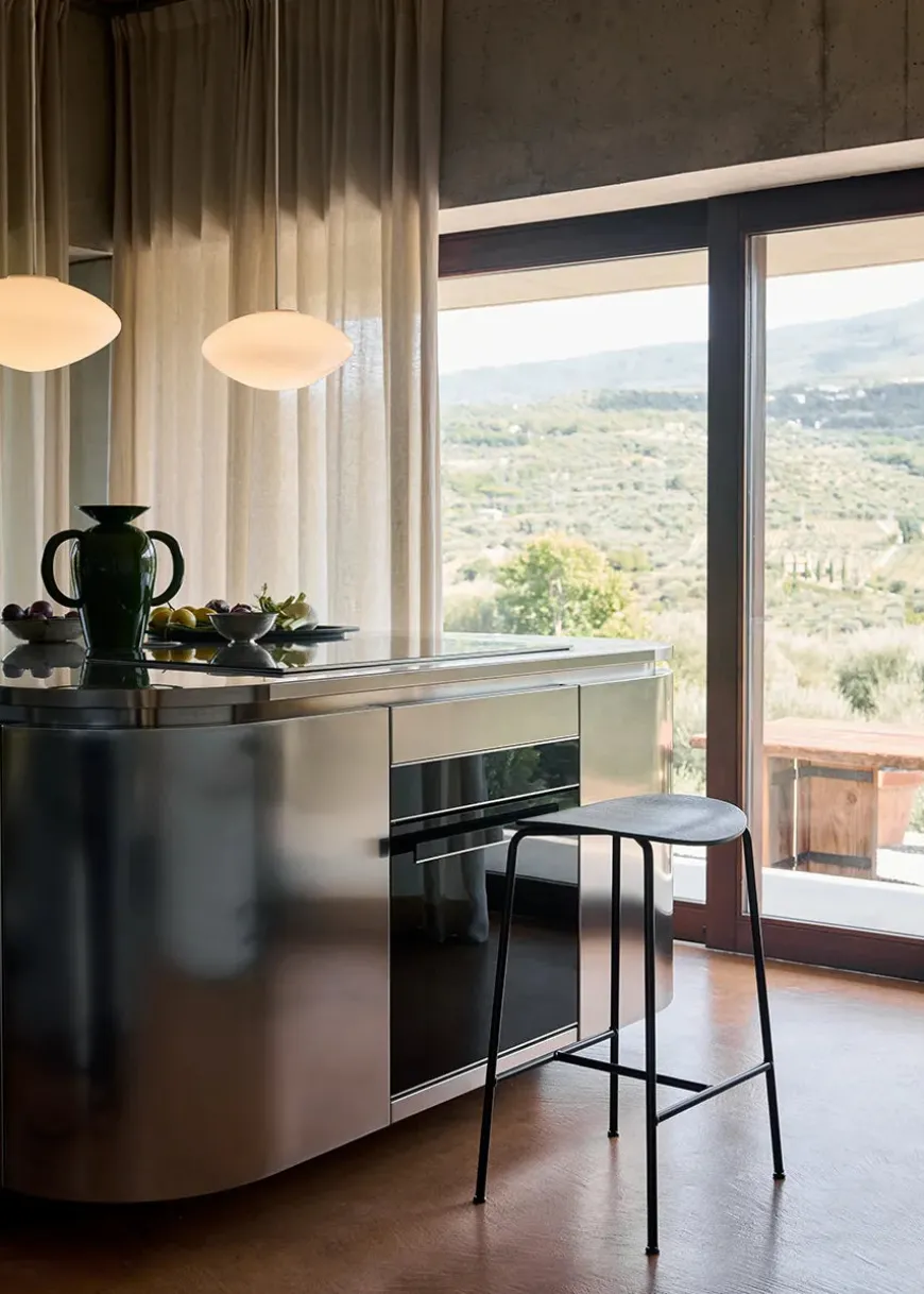 Pavilion Counter Stool AV37 fra &Tradition