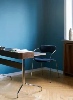 Pavilion Skrivebord AV16 fra &Tradition