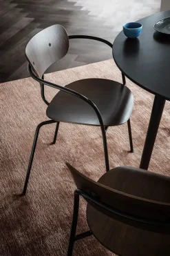 Pavilion Stol AV1 fra &Tradition