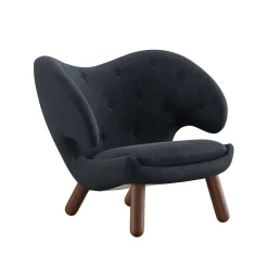 Pelikan stol, valnød af Finn Juhl