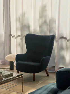 Petra VB3 Chair, karakorum 003/walnut fra &Tradition