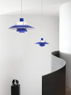 PH 5 pendel, monokrom af Poul Henningsen