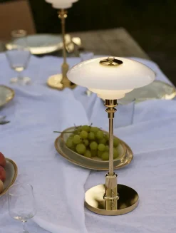 PH 2/1 Portable Bordlampe, krom fra Louis Poulsen