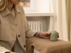 Pilo No.2 Fabric Shaver, Sand fra Steamery Stockholm