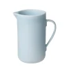 Pisu 15 Pitcher, sky blue fra Louise Roe