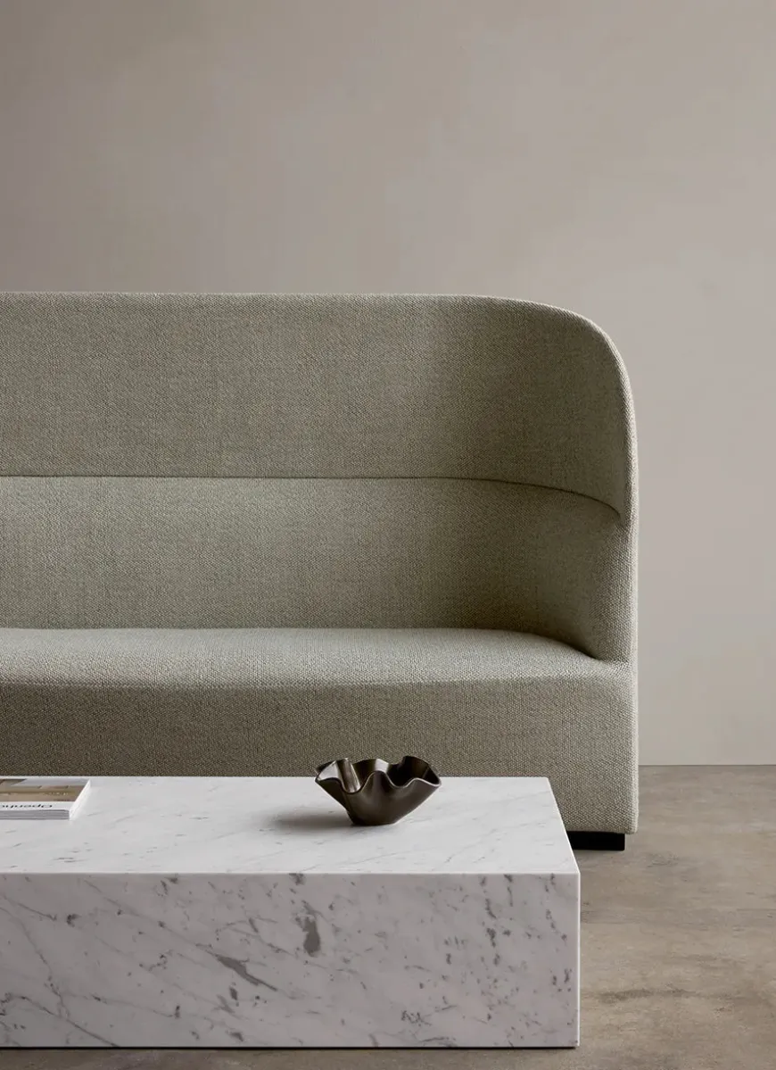 Plinth Low, grey galaxy marble fra Audo Copenhagen