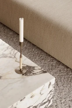 Plinth Low Grey Kendzo marmor fra Audo Copenhagen