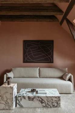 Plinth Low Grey Kendzo marmor fra Audo Copenhagen