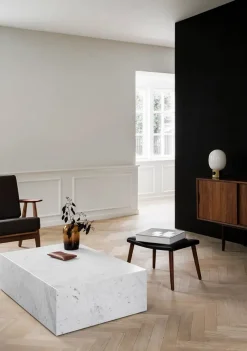 Plinth Low Sand Kunis Breccia marmor fra Audo Copenhagen