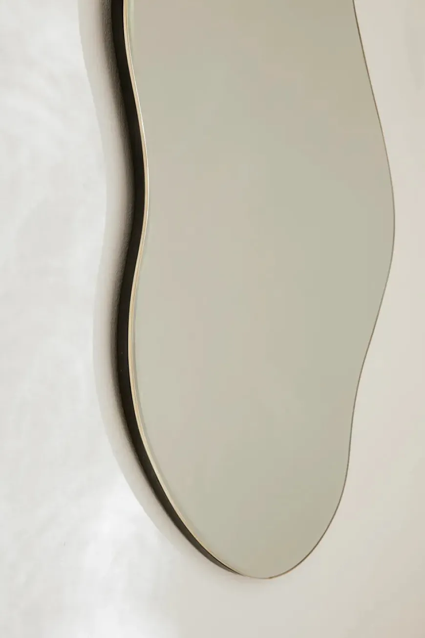 Pond Mirror stor, Dark Chrome fra Ferm Living