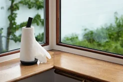 Porter køkkenrulleholder fra Hay