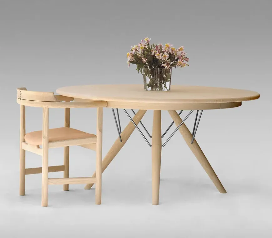 PP75/140 Spisebord af Hans J. Wegner