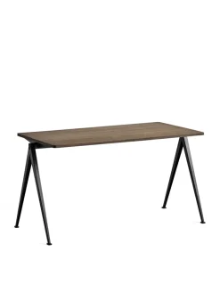 Pyramid 01 Bord fra Hay