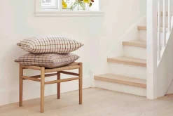 R36 Søndergade Pude, lyserødt hestedækken fra FDB Møbler