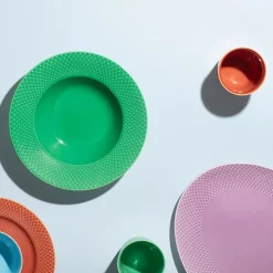 Rhombe krus, mørk blå fra Lyngby Porcelæn