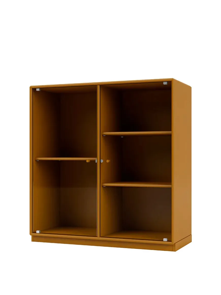 Ripple II Vitrineskab, inkl. sokkel fra Montana