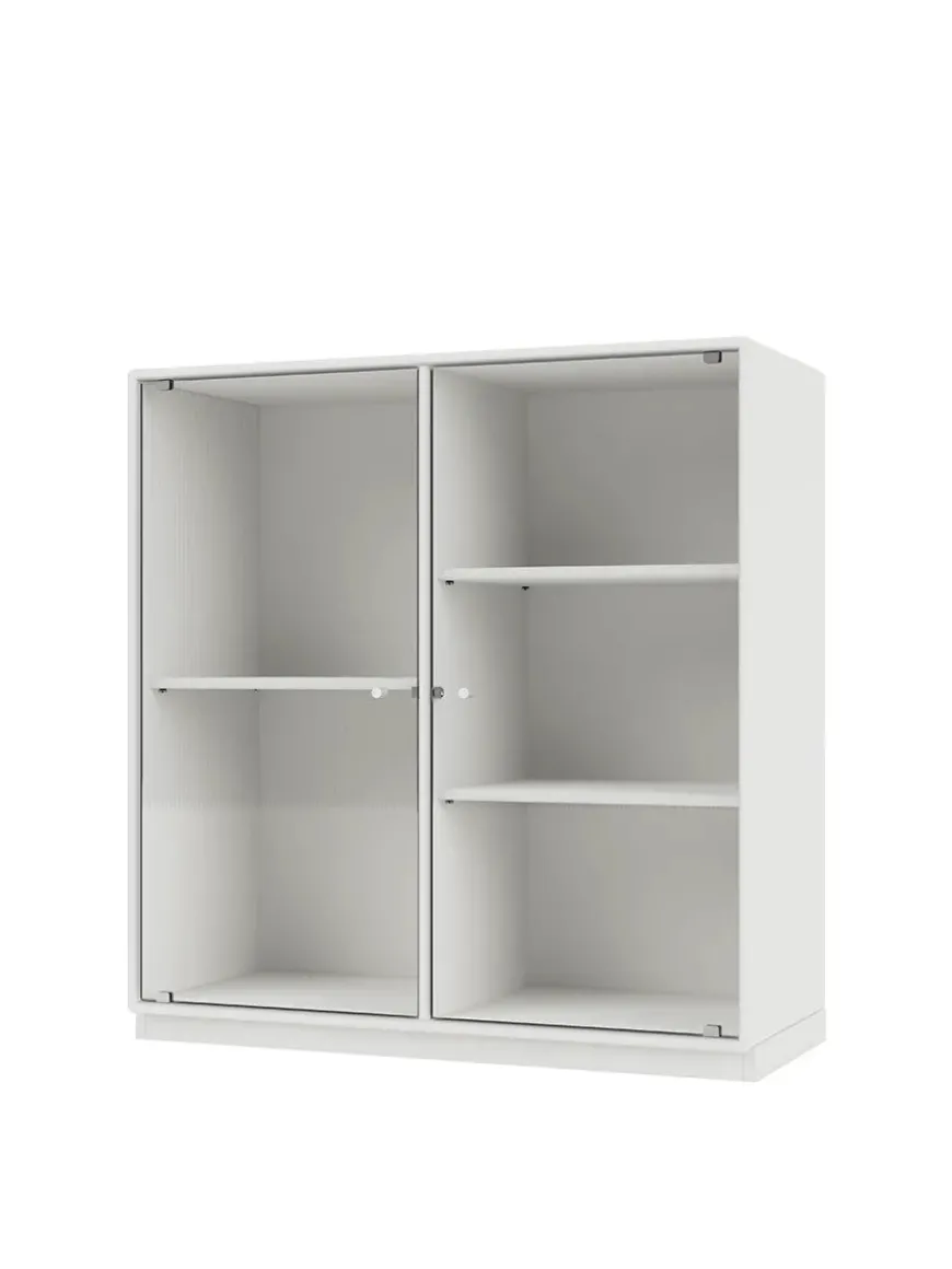 Ripple II Vitrineskab, inkl. sokkel fra Montana