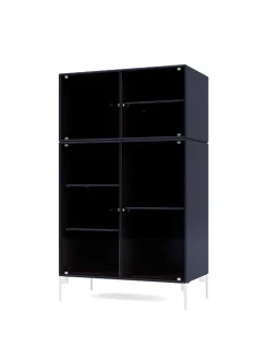 Ripple III Vitrineskab, inkl. ben fra Montana