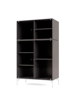 Ripple III Vitrineskab, inkl. sokkel fra Montana