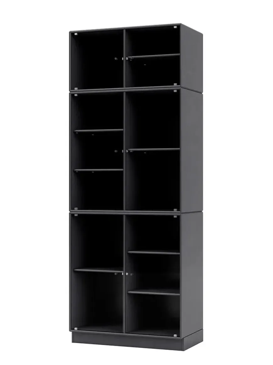 Ripple IV Vitrineskab, inkl. ben fra Montana