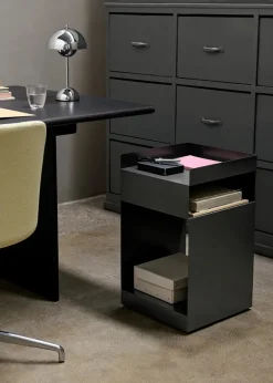 Rotate sidebord SC73 fra &Tradition