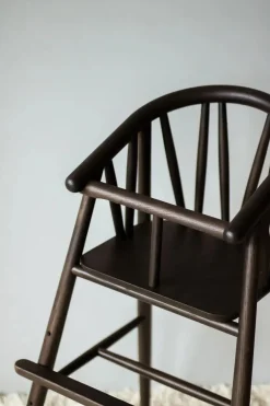 Saga Højstol, eg fra Oaklings