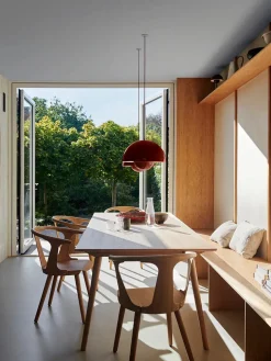 SK2 In Between spisebordsstol m. polstret sæde fra &Tradition