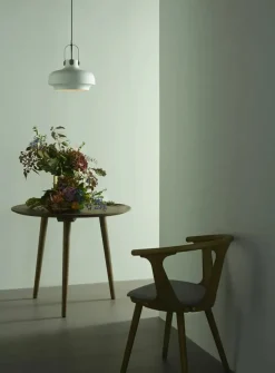 SK1 In Between spisebordsstol fra &Tradition