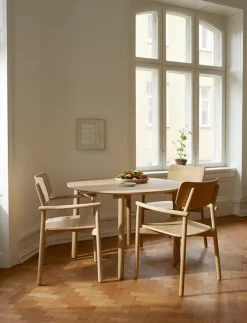 Skagerak Hven Spisebord Ø110 fra Fritz Hansen