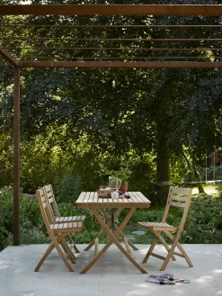 Skagerak Selandia Sæt, 4 armstole og bord 147 fra Fritz Hansen