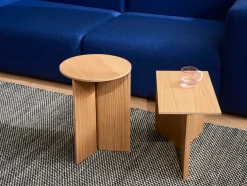 Slit borde i træ fra Hay