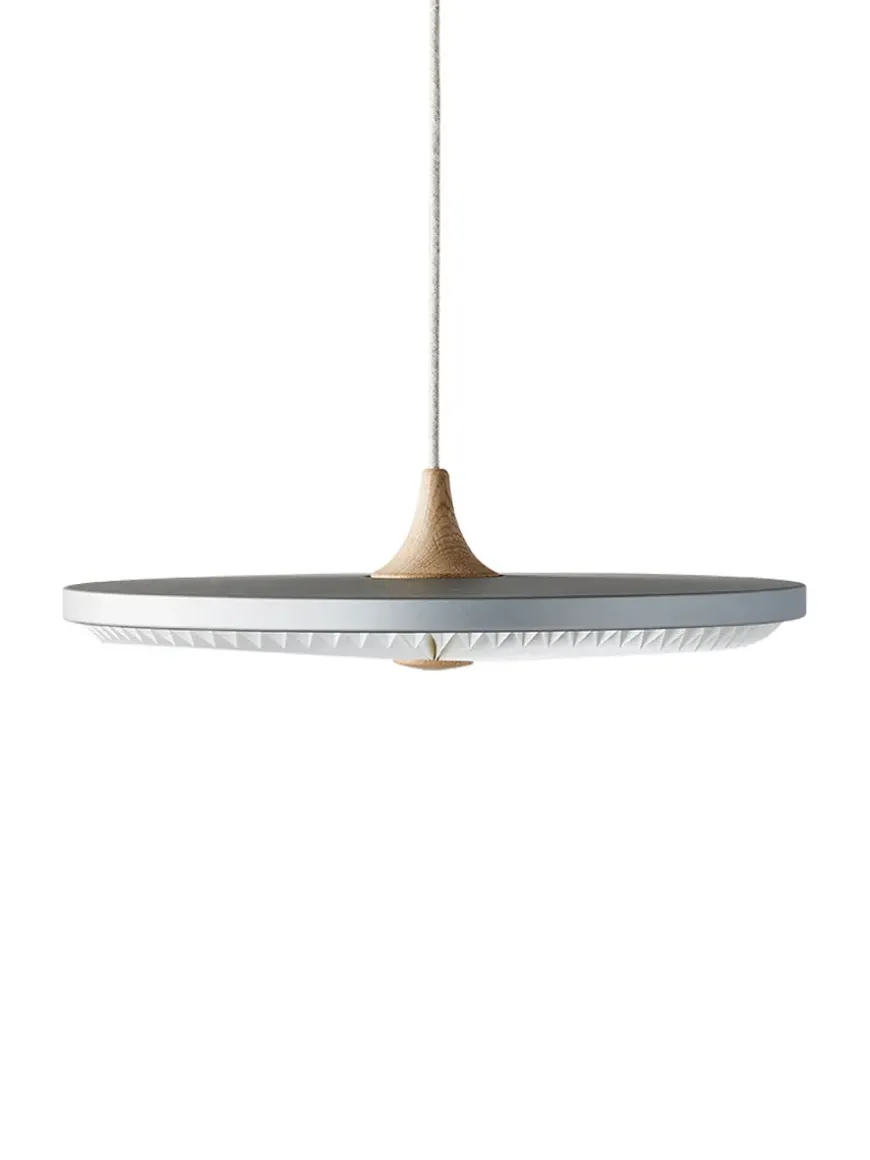 Soleil pendel medium, røget eg, plast skærm fra Le Klint