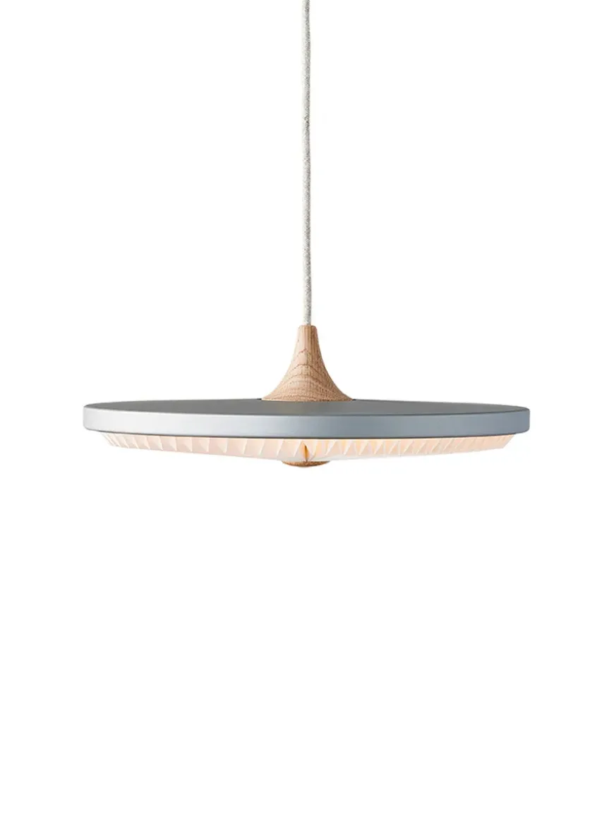 Soleil pendel small, røget eg, plast skærm fra Le Klint