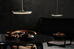 Soleil pendel small, røget eg, plast skærm fra Le Klint