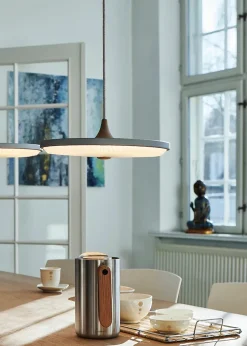 Soleil pendel small, røget eg, plast skærm fra Le Klint