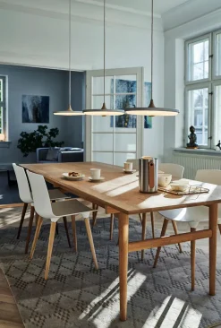 Soleil pendel small, røget eg, plast skærm fra Le Klint