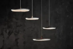 Soleil pendel small, røget eg, papir skærm fra Le Klint